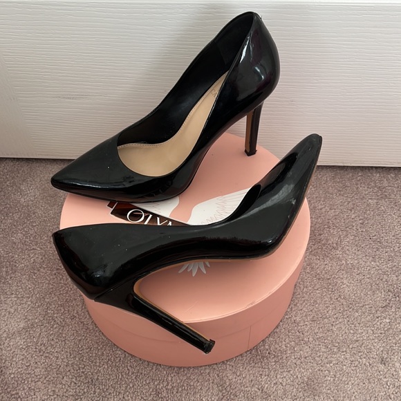 Vince Camuto heels - Picture 1 of 7